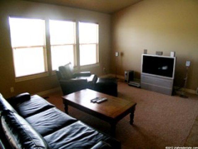 765 Saint Andrews Dr, Syracuse, UT 84075 — photo 3