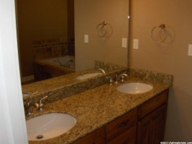 676 Eagleview Dr, Providence, UT 84332 — photo 6