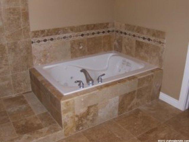 676 Eagleview Dr, Providence, UT 84332 — photo 7