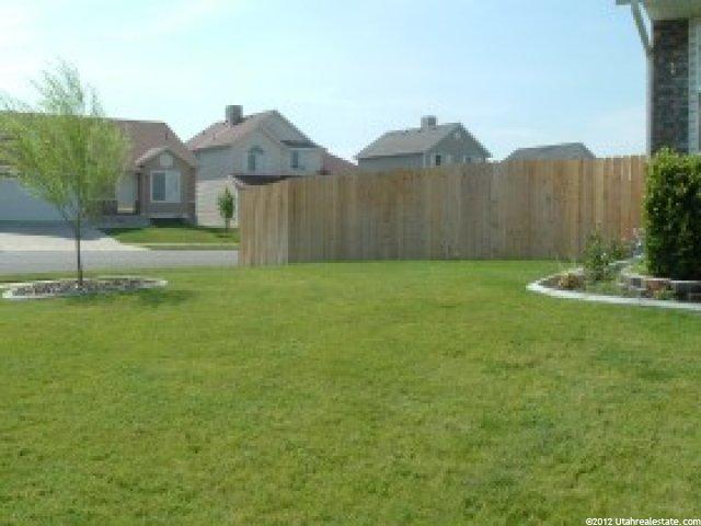 312 W 75 S, Clearfield, UT 84015 — photo 12