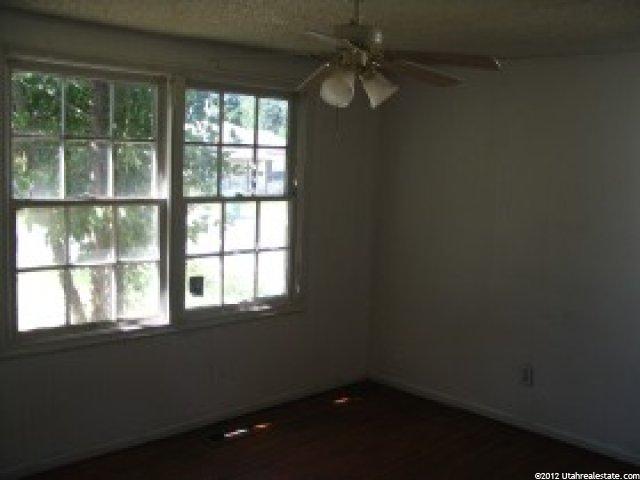 336 Park St, Layton, UT 84041 — photo 6