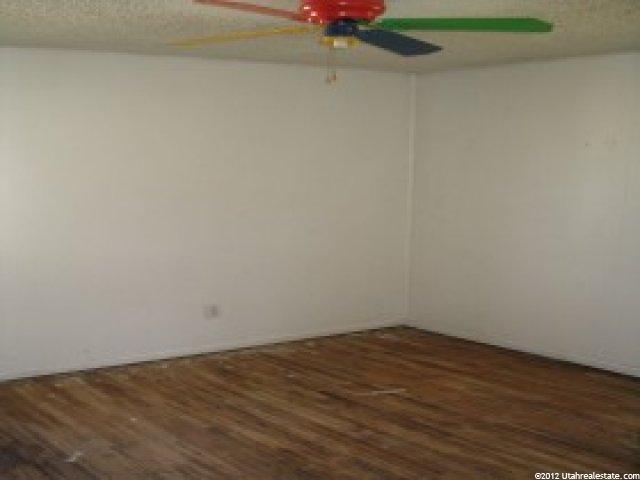 336 Park St, Layton, UT 84041 — photo 8