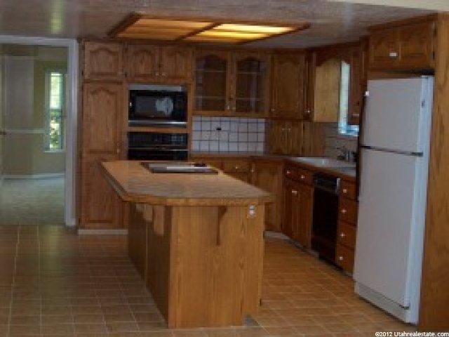 2438 E 2250 N, Layton, UT 84040 — photo 2