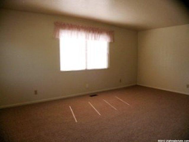 121 W 2100 N, Sunset, UT 84015 — photo 6