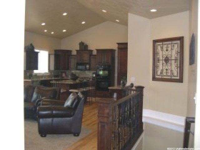 696 W 2400 S, Syracuse, UT 84075 — photo 2