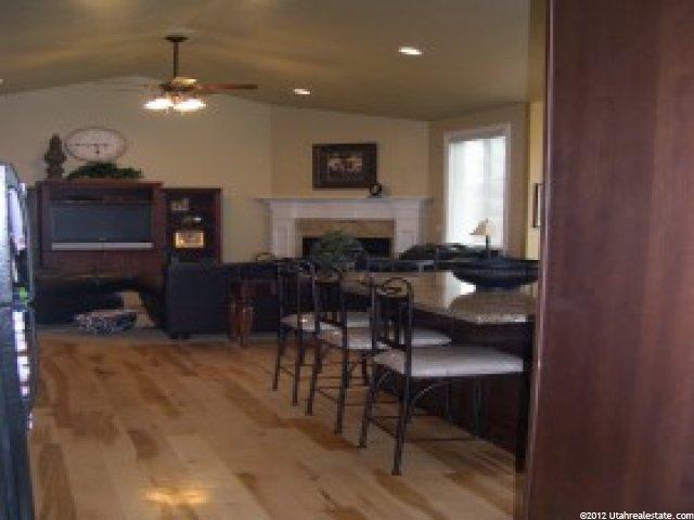 696 W 2400 S, Syracuse, UT 84075 — photo 5
