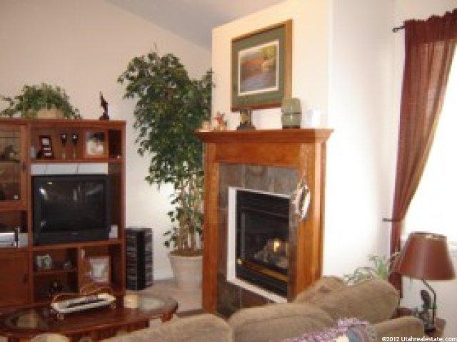 132 N Deer Run Ln E, Layton, UT 84040 — photo 2