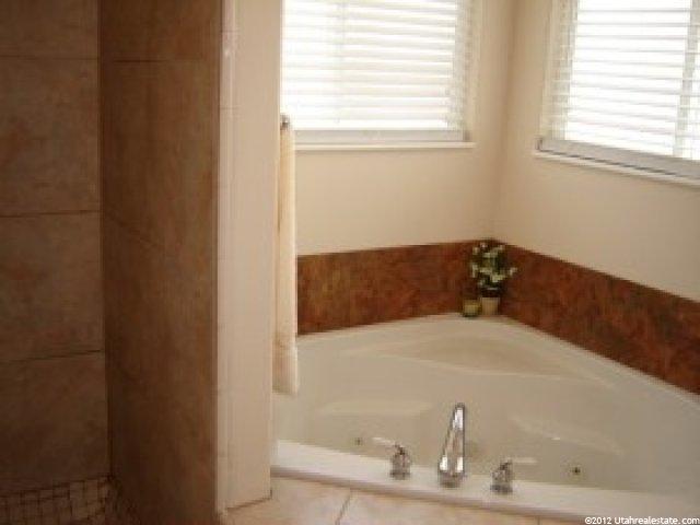 132 N Deer Run Ln E, Layton, UT 84040 — photo 5