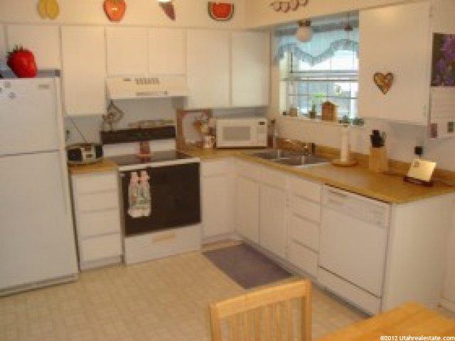 8740 S 620 E, Sandy, UT 84070 — photo 2
