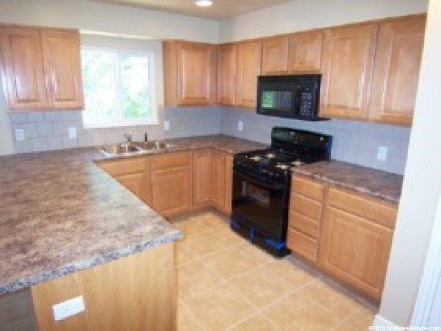 10564 S Weeping Willow Dr E, Sandy, UT 84070 — photo 11
