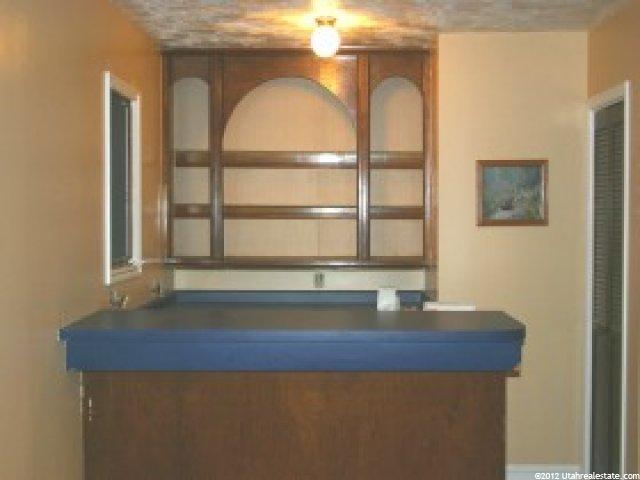 9408 Turnpike Ln, Sandy, UT 84070 — photo 3