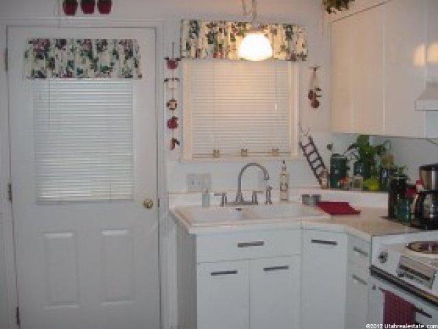 2254 S Pierce Ave E, Ogden, UT 84401 — photo 5