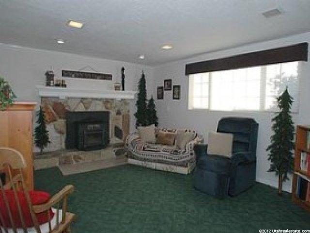 1384 Cottonwood Dr, Centerville, UT 84014 — photo 2