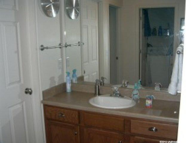 9495 S Hidden Point Dr, Sandy, UT 84070 — photo 2