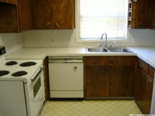 428 W 4725 S, Washington Terrace, UT 84405 — photo 4