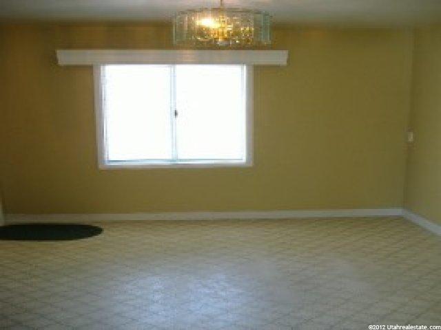 428 W 4725 S, Washington Terrace, UT 84405 — photo 5