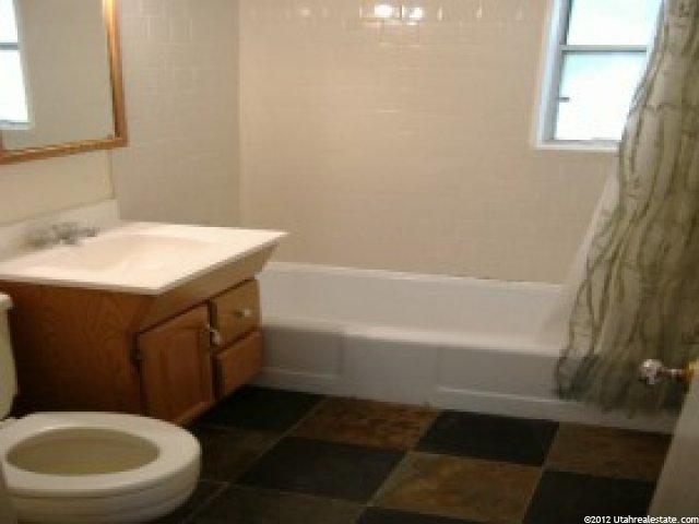 428 W 4725 S, Washington Terrace, UT 84405 — photo 9