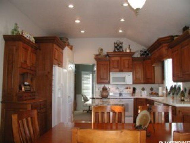 8406 S 865 E, Sandy, UT 84094 — photo 4