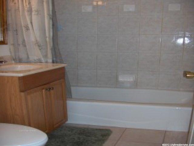 523 Leona Dr, South Ogden, UT 84403 — photo 4