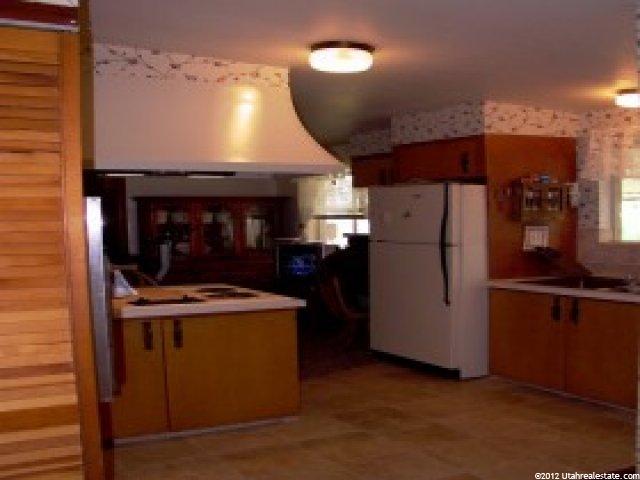 5765 S 2625 W, Roy, UT 84067 — photo 4
