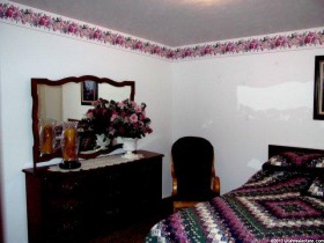 5765 S 2625 W, Roy, UT 84067 — photo 7