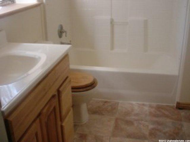 653 W 1300 N, Clinton, UT 84015 — photo 10
