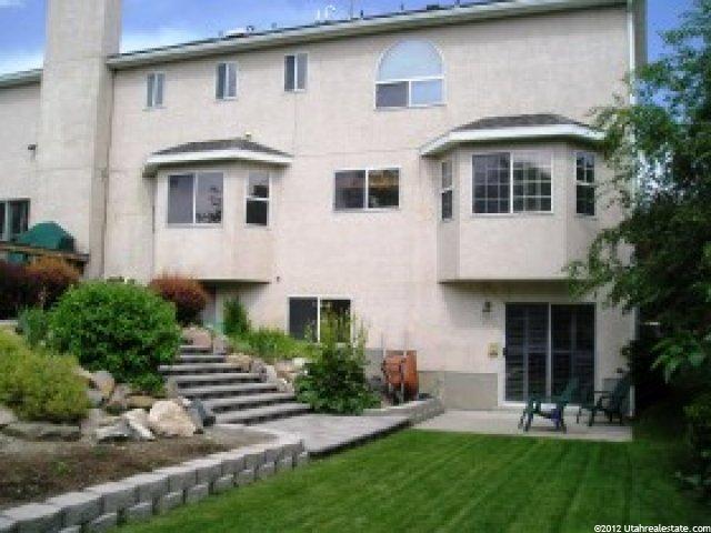 8556 S Mivu Cir E, Sandy, UT 84093 — photo 2