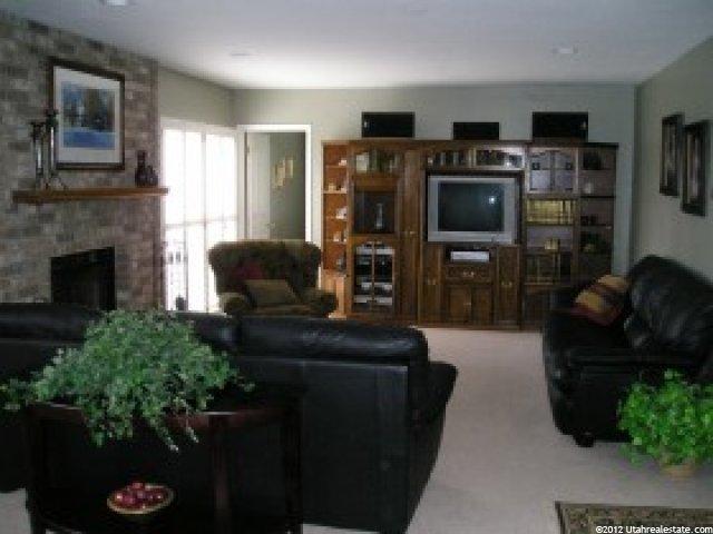 8556 S Mivu Cir E, Sandy, UT 84093 — photo 5