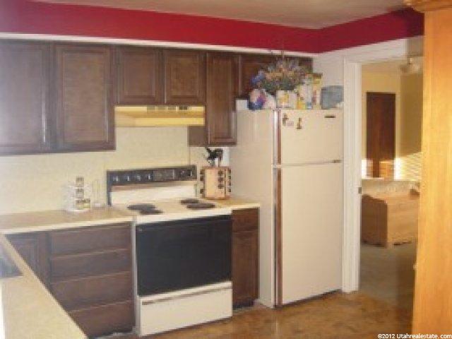 63 W 700 N, Bountiful, UT 84010 — photo 4