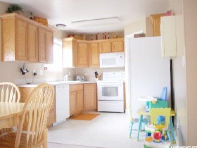 1093 Killarney Dr, Syracuse, UT 84075 — photo 3