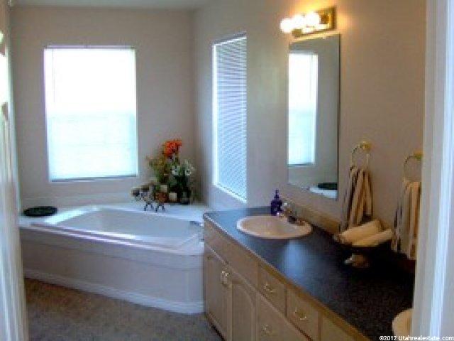 879 S 200 E, Wellsville, UT 84339 — photo 4