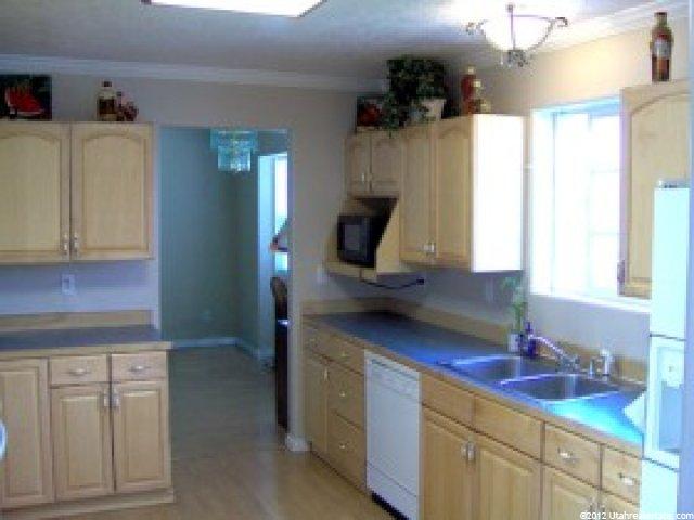 879 S 200 E, Wellsville, UT 84339 — photo 8