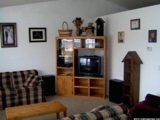 1292 Stuart Ct, Logan, UT 84321 — photo 7