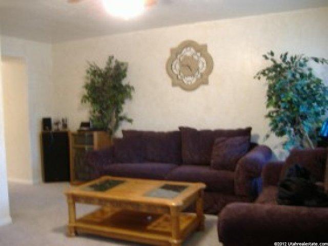 1026 Sara Ln, Ogden, UT 84404 — photo 3