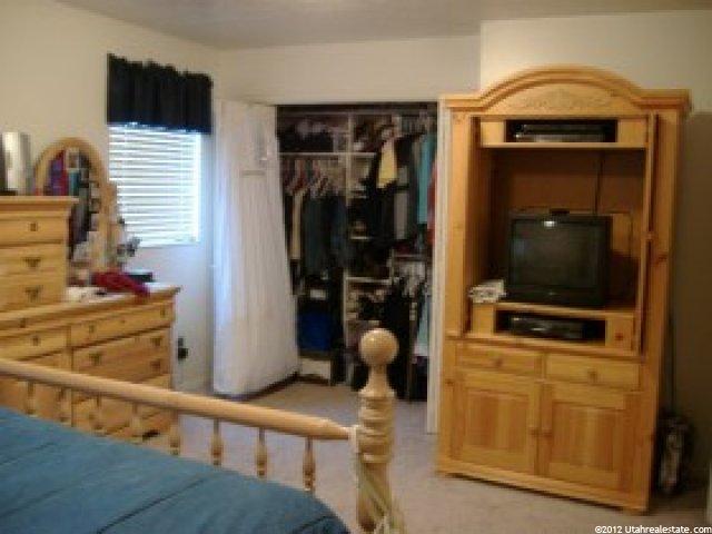 1026 Sara Ln, Ogden, UT 84404 — photo 9