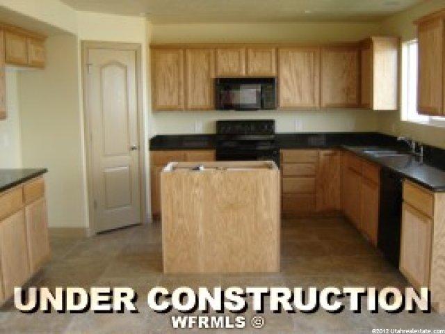 1398 S Galloway Pl, Syracuse, UT 84075 — photo 2