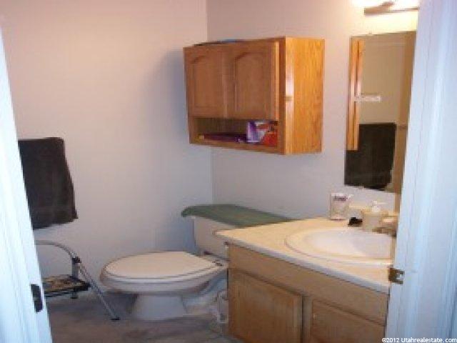 424 E 2050 N #2A, North Ogden, UT 84414 — photo 6