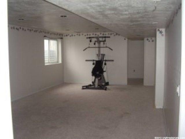 901 W 2525 S, Syracuse, UT 84075 — photo 10