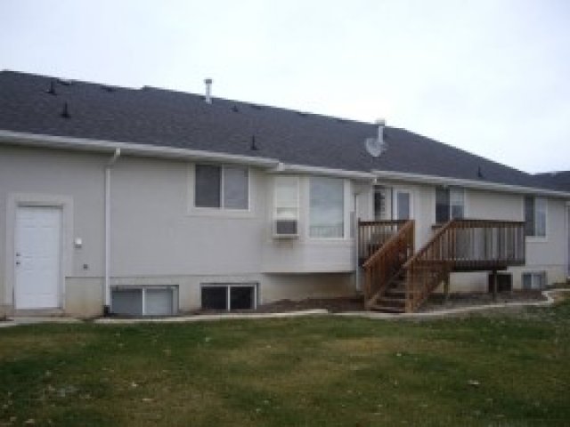 901 W 2525 S, Syracuse, UT 84075 — photo 11