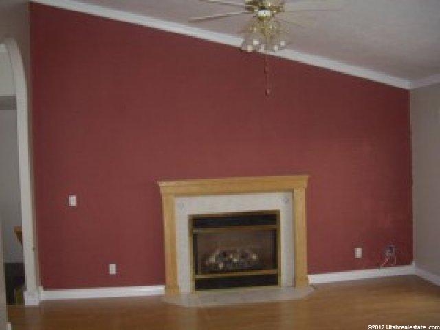 901 W 2525 S, Syracuse, UT 84075 — photo 3
