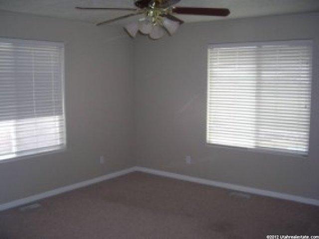 901 W 2525 S, Syracuse, UT 84075 — photo 5