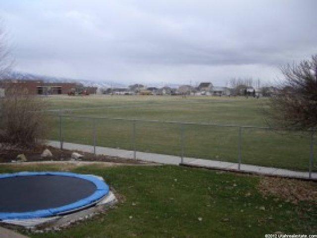 901 W 2525 S, Syracuse, UT 84075 — photo 8