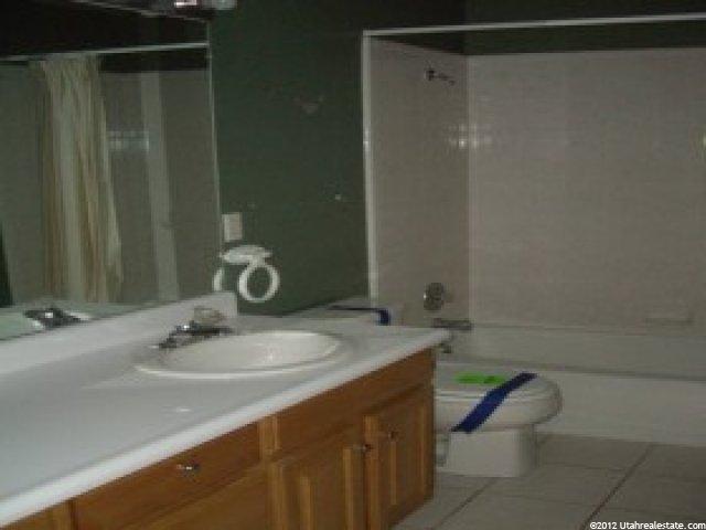 901 W 2525 S, Syracuse, UT 84075 — photo 9