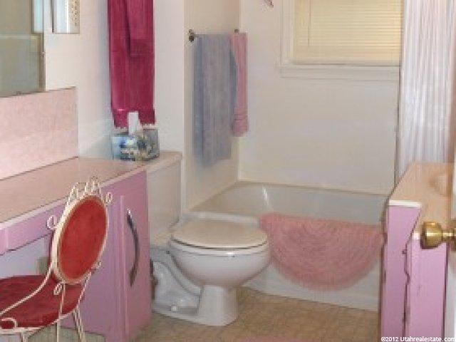 5255 S 2000 W, Roy, UT 84067 — photo 4