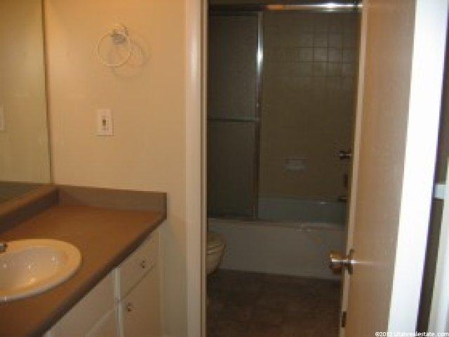 1304 S Millcreek Dr E, Ogden, UT 84404 — photo 4
