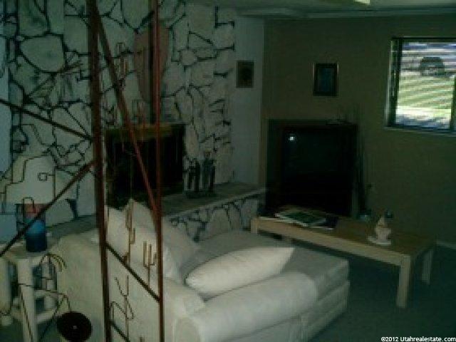 9683 Buttonwood Dr, Sandy, UT 84092 — photo 7
