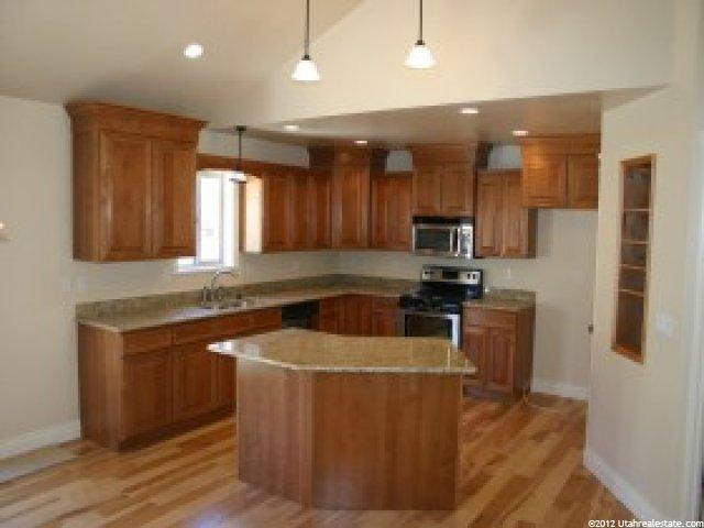 1082 S Forgotten Ln, Providence, UT 84332 — photo 2
