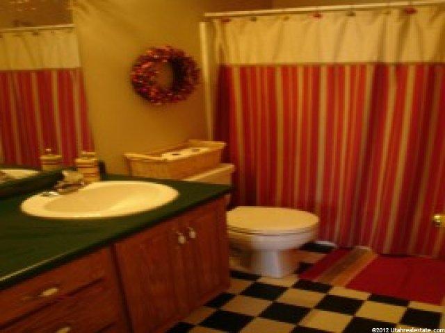 1022 E 30 S, Hyrum, UT 84319 — photo 11