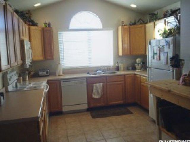 4095 W 4875 S, Roy, UT 84067 — photo 10