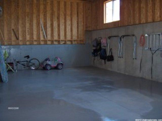 6915 Trappers Cir, Mountain Green, UT 84050 — photo 9
